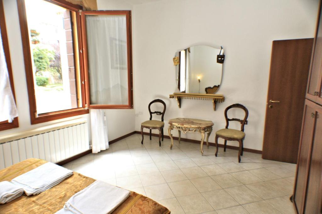 Queen House Venezia Veneza Quarto foto